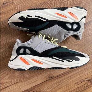 Yeezy boost 700 wave runner 2017